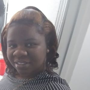 Meet your Posher, Kellie